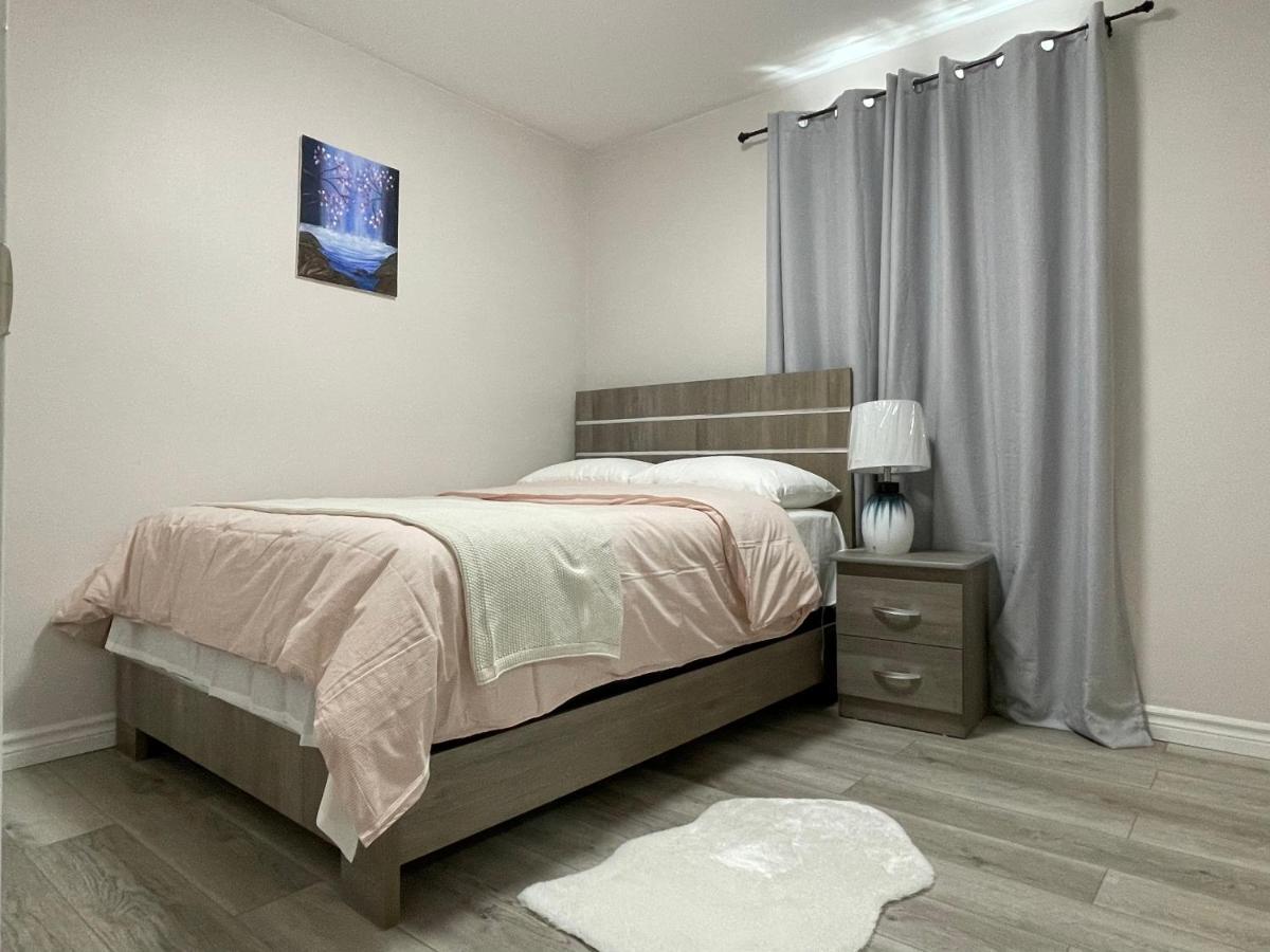 فيلا Luxurious Cozy House In Bluffs With Lake View تورونتو المظهر الخارجي الصورة